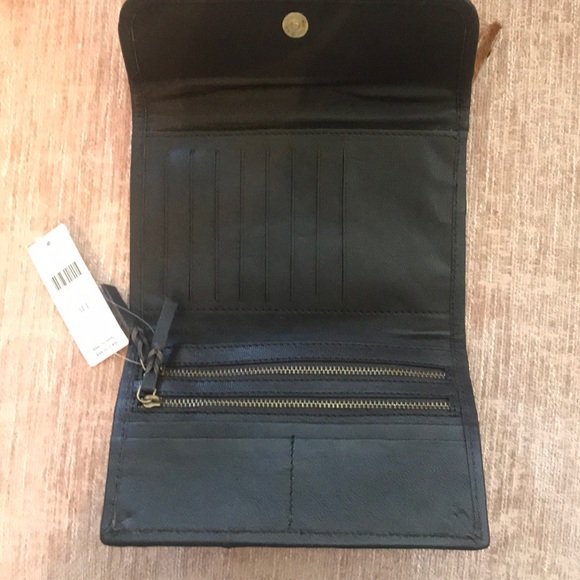 NWT Anthropologie faux fur clutch - Picture 3 of 3